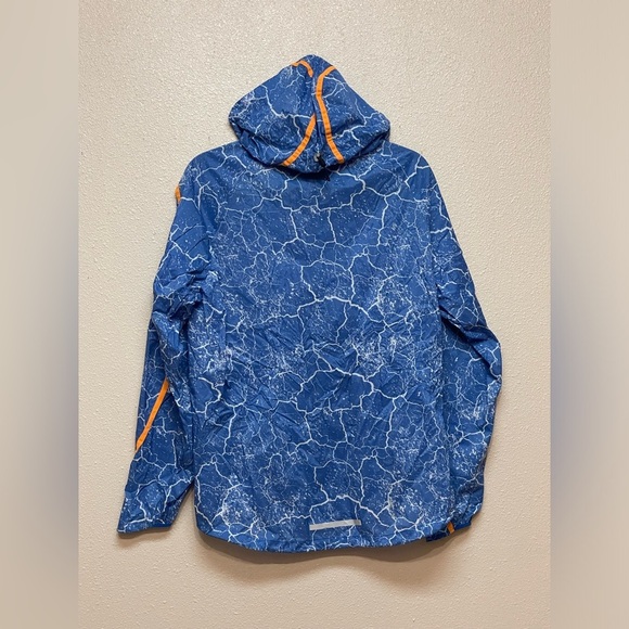 NIKE Women’s Light Weight Hooded Full Zip Jacket - Picture 5 of 9